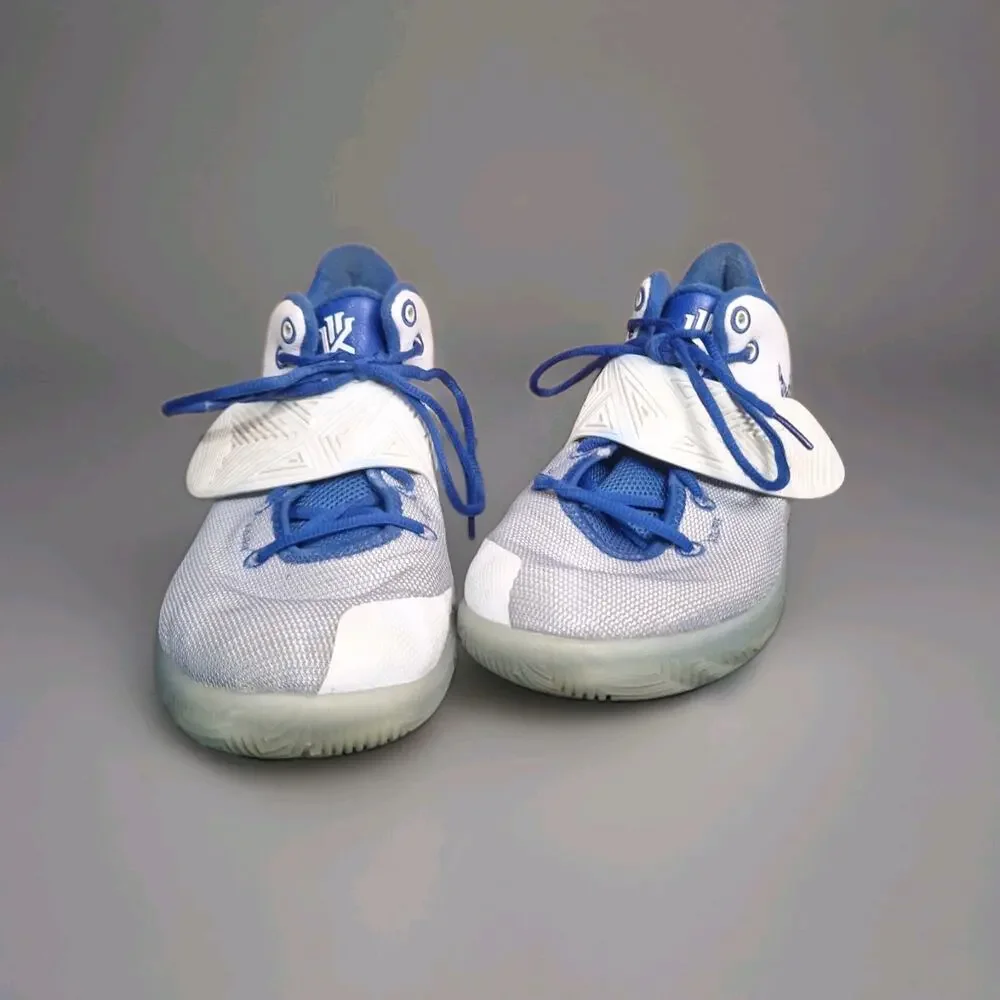 Nike Kyrie Flytrap III 3 White Varsity Royal Blue Size 10.5 EU 44.5 Basketball